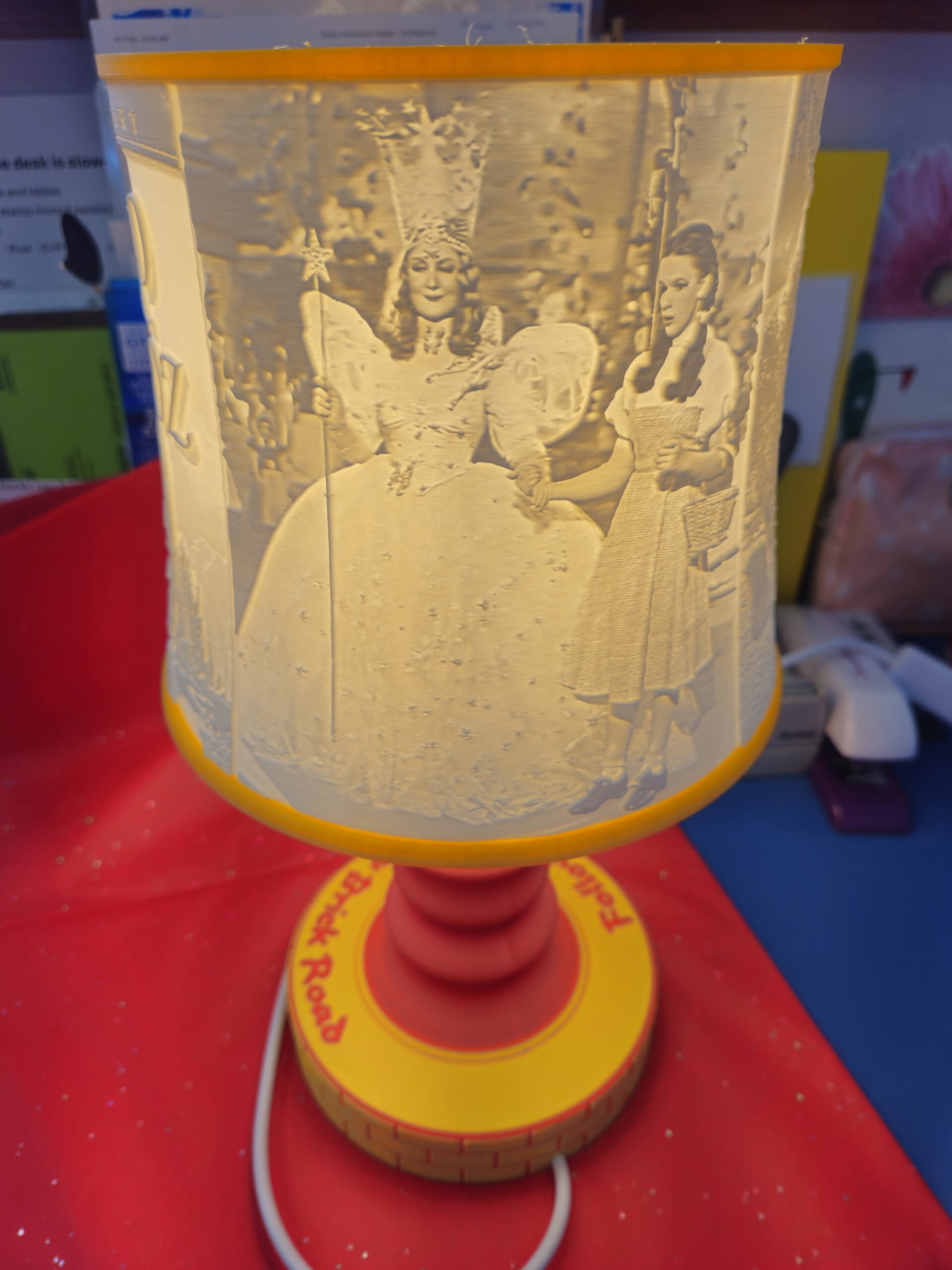 WOZ Lamp - Image 2