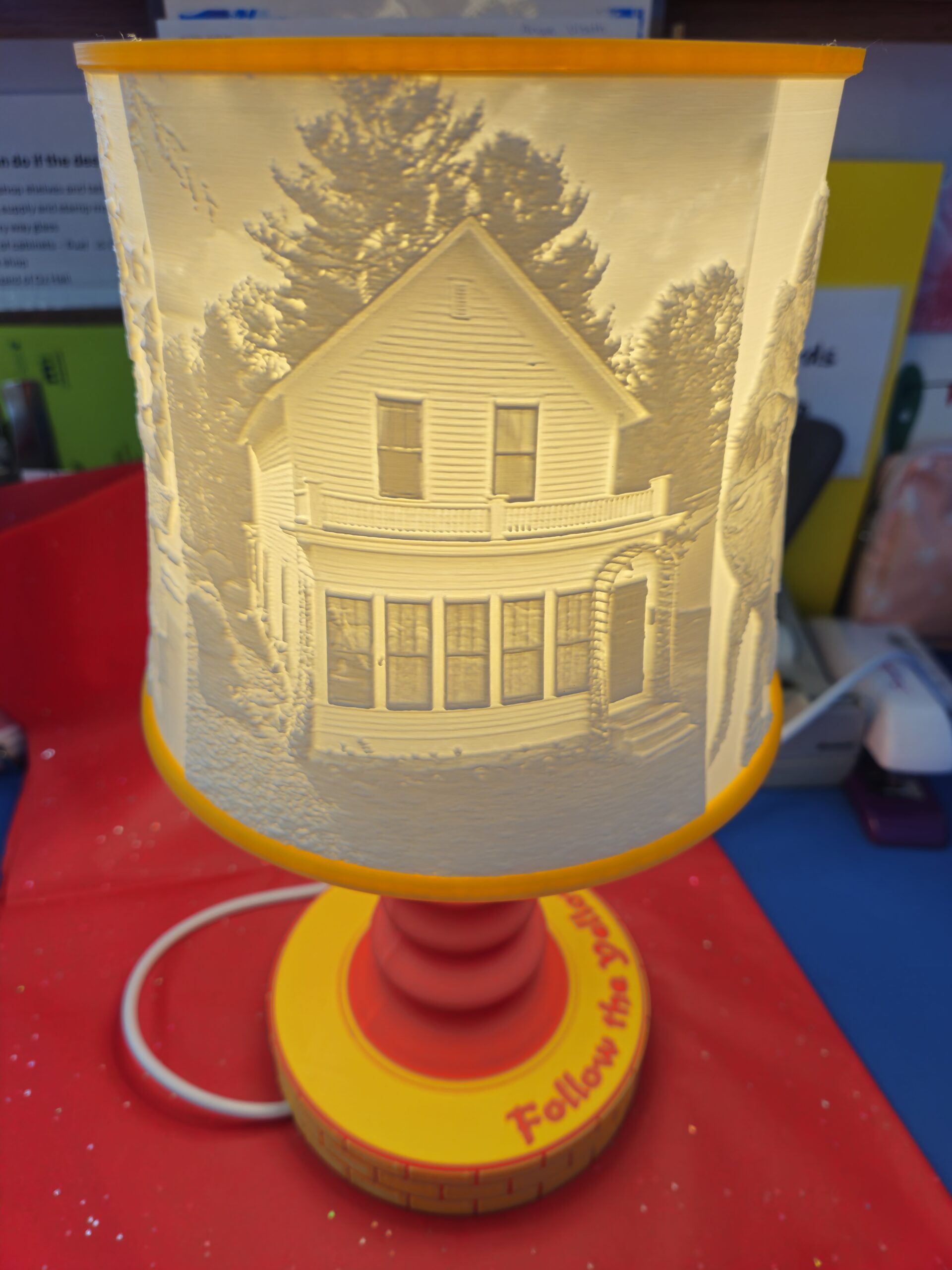 WOZ Lamp - Image 3