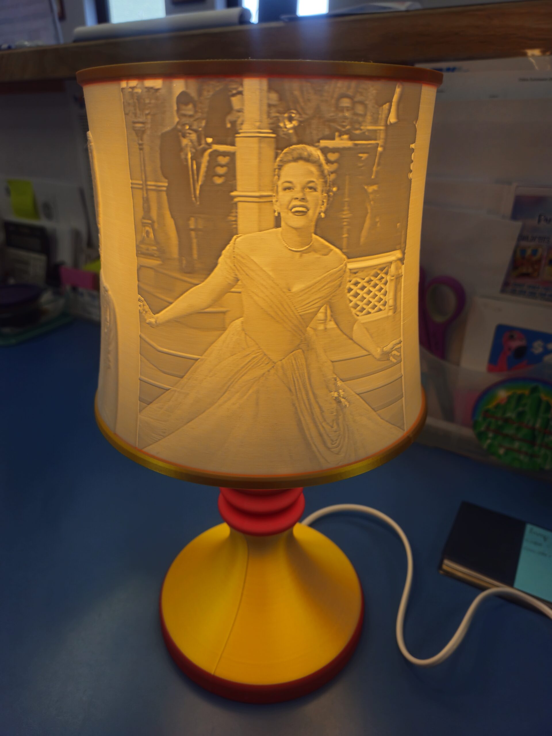 Judy Themed Lamp - Image 4